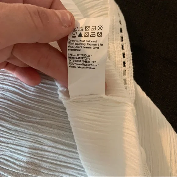 NWT Resort River Island White Dress With Ruffle Straps and A Cross Body Back - Picture 12 of 13